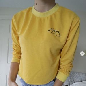 Yellow Mountain Crewneck